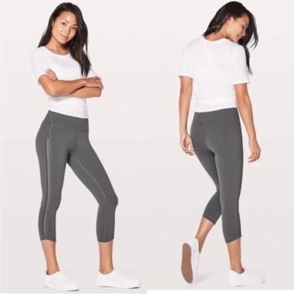 lululemon athletica Pants - Lululemon Women's Gray Wunder Under Hi Rise  7/8 Awaken Tight Leggings Size 6